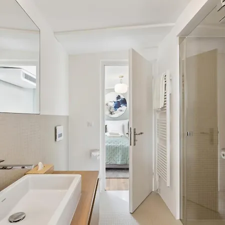 Ikon Old Town Penthouse Ac, & Mountain View * Zurich